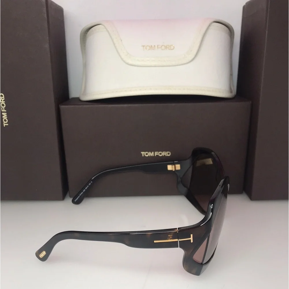 New - TOM FORD CHEYENNE TF903 52E Oversized Sunglasses